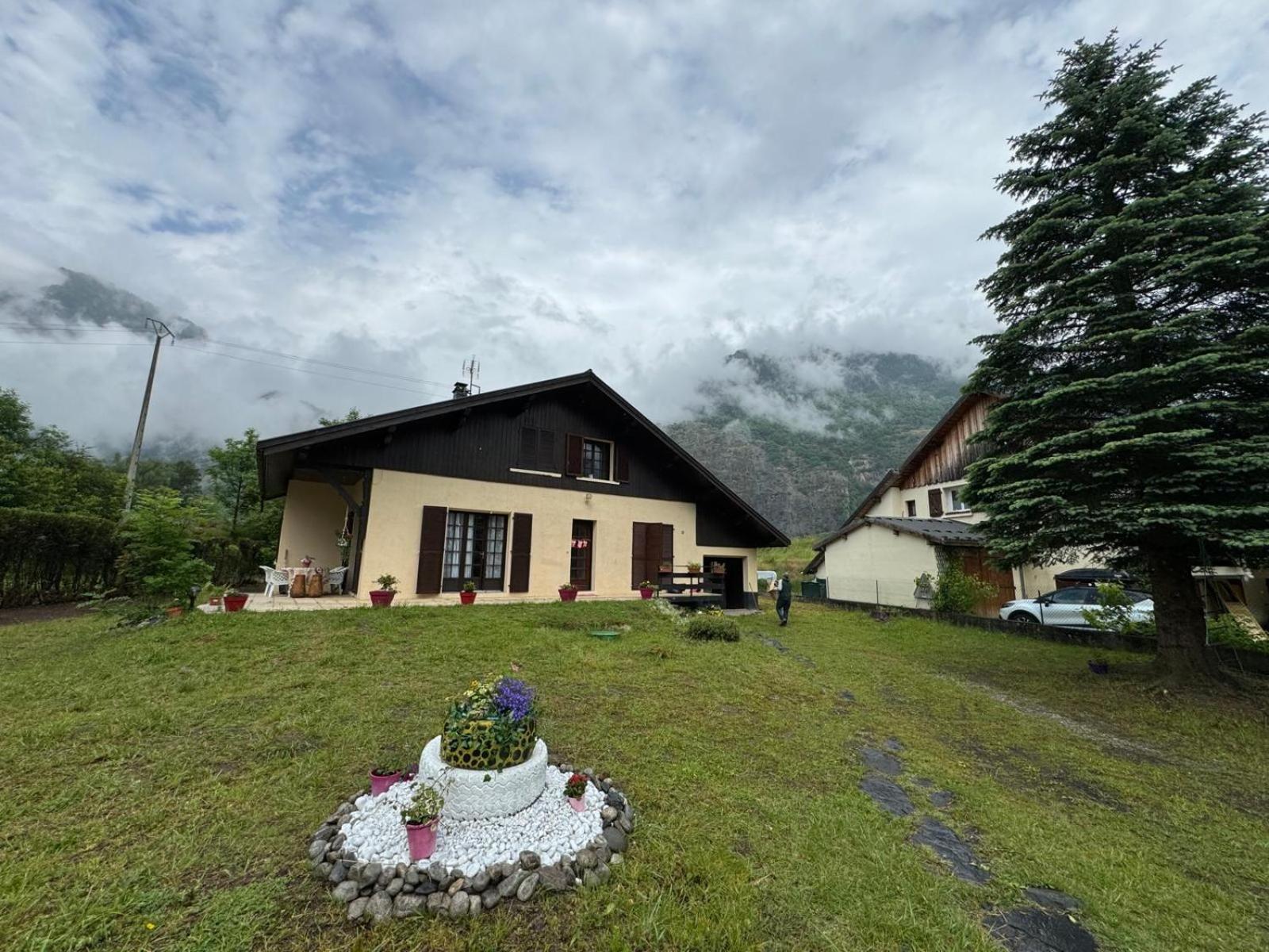 Chalet Chez Laba Villa Le Bourg-dʼOisans Kültér fotó